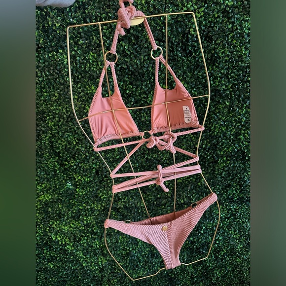 Brazilian bikini peach color size M - Picture 5 of 5